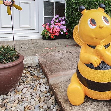 ファイリー The Bee Happy Houseヴィラ エクステリア 写真